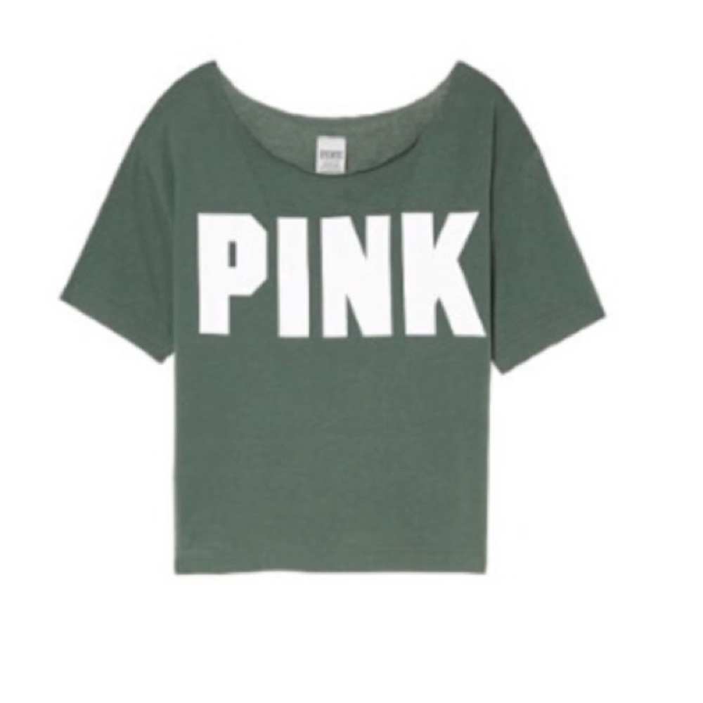 VS PINK Campus Off The Shoulder Tee 🌿